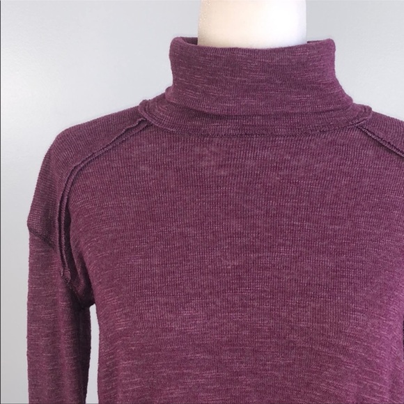 Free People split back turtleneck in Plum - size small - Picture 4 of 9